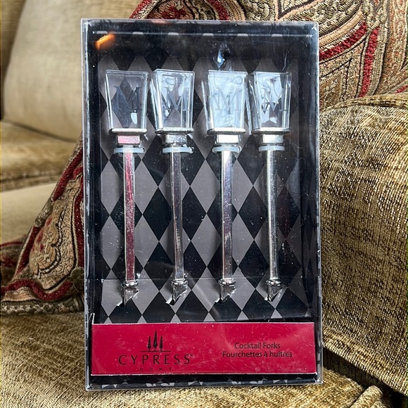 NWT Monogram M Set Of 4 Cocktail Forks - Picture 2 of 6